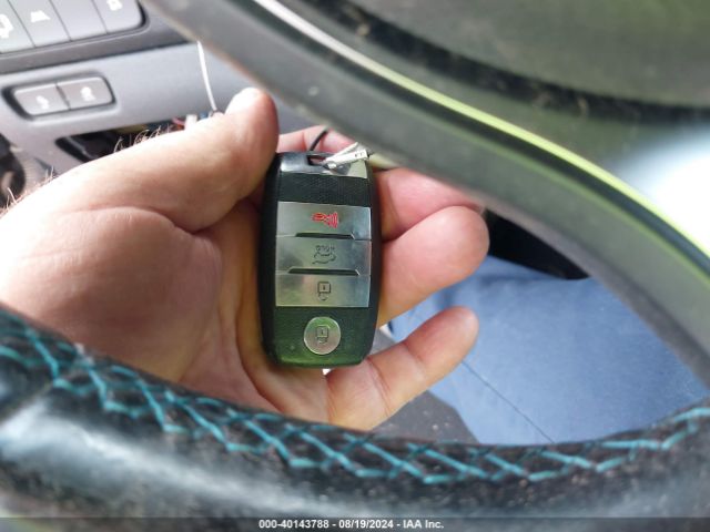 KNDCE3LG9L5071276 KIA Niro Ev Ex Premium