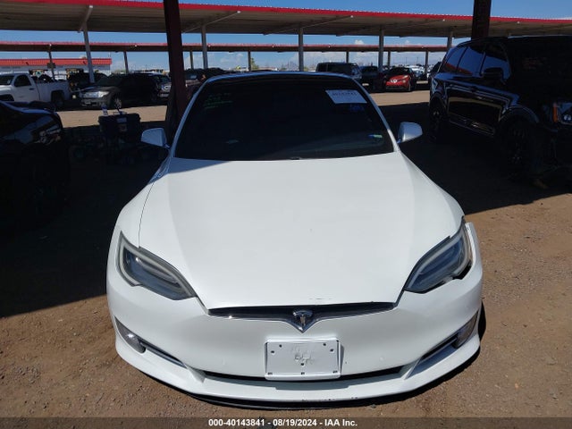 Tesla Model S 60/75 2017 5YJSA1E11HF218362 Image 12