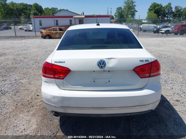 1VWCT7A33FC004442 Volkswagen Passat 1.8t Sel Premium