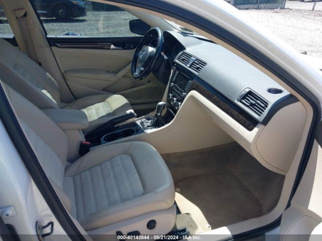 1VWCT7A33FC004442 Volkswagen Passat 1.8t Sel Premium