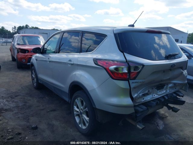 1FMCU0G9XHUB09023 Ford ESCAPE SE