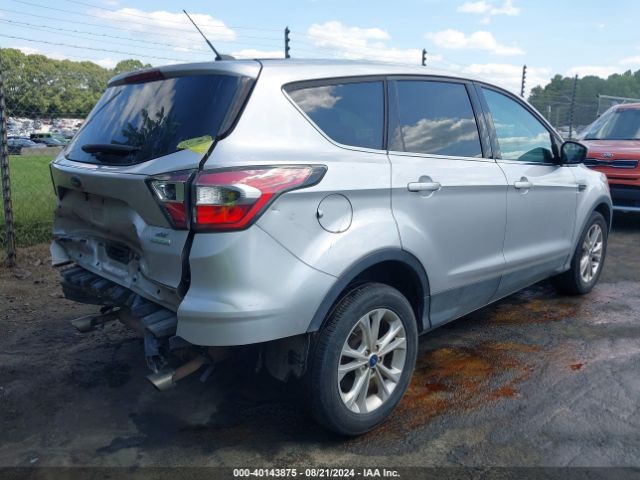 1FMCU0G9XHUB09023 Ford ESCAPE SE