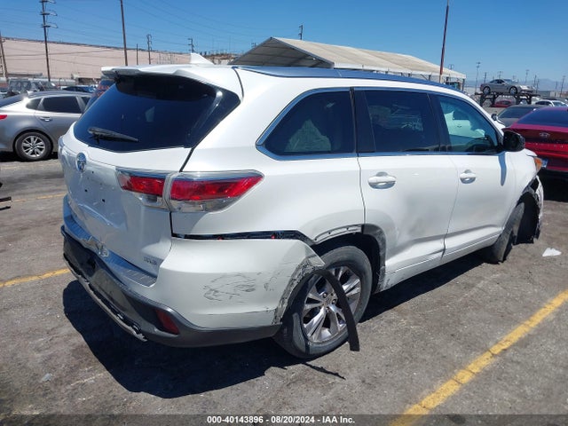 Toyota Highlander Xle V6 2015 5TDKKRFH6FS101313 Image 4