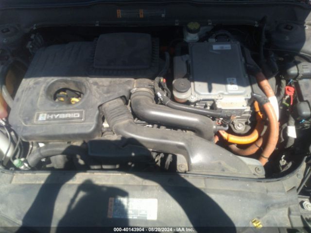 3FA6P0LU1JR128033 Ford Fusion Hybrid Se