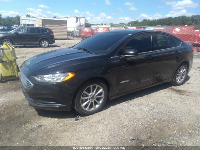 3FA6P0LU1JR128033 Ford Fusion Hybrid Se