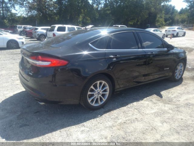 3FA6P0LU1JR128033 Ford Fusion Hybrid Se