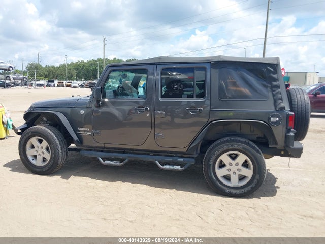 1C4HJWDG6JL937929 Jeep Wrangler Jk Unlimited Sport S 4x4