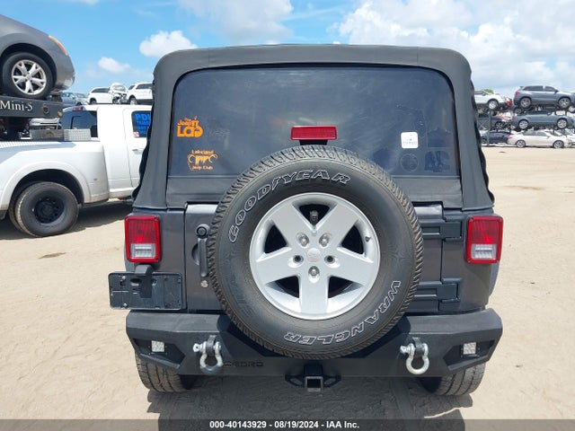 1C4HJWDG6JL937929 Jeep Wrangler Jk Unlimited Sport S 4x4