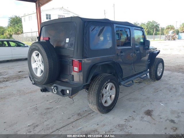 1C4HJWDG6JL937929 Jeep Wrangler Jk Unlimited Sport S 4x4