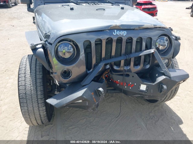 1C4HJWDG6JL937929 Jeep Wrangler Jk Unlimited Sport S 4x4