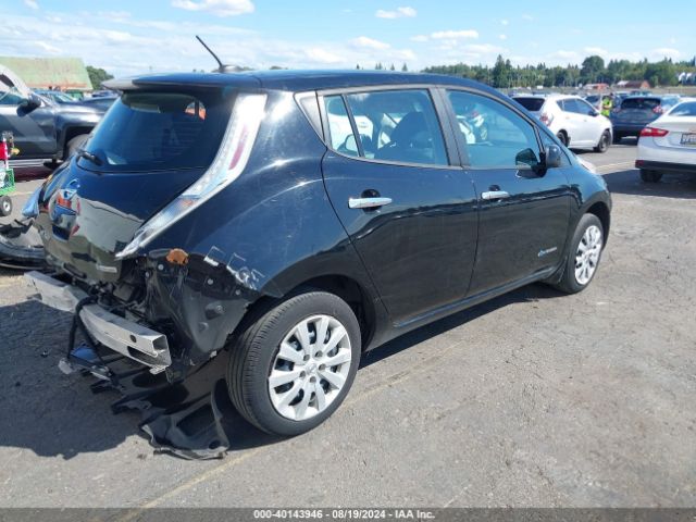 1N4AZ0CP2FC322512 Nissan LEAF S
