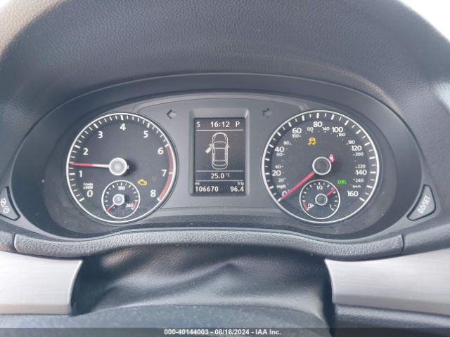 1VWBT7A31EC080283 Volkswagen Passat 1.8t Se