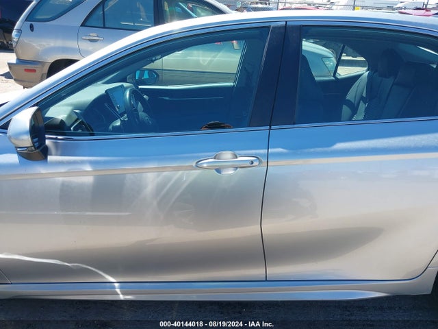 Toyota CAMRY SE 2022 4T1G11AK3NU705646 Image 14
