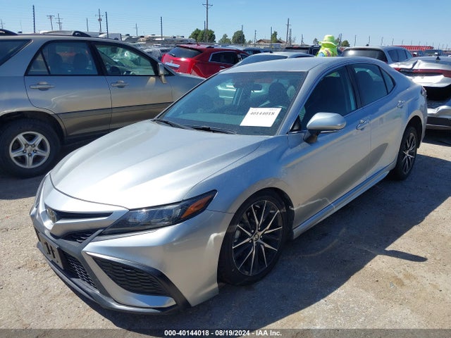 Toyota CAMRY SE 2022 4T1G11AK3NU705646 Image 2