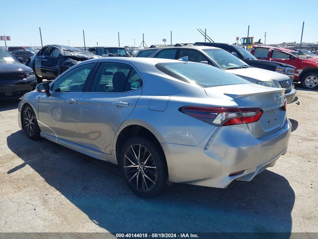 Toyota CAMRY SE 2022 4T1G11AK3NU705646 Image 3