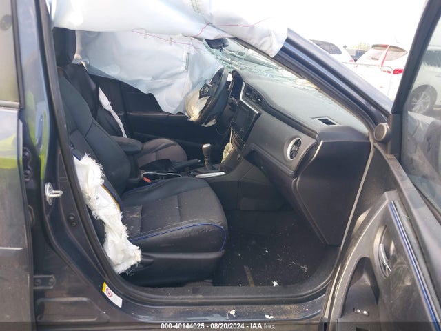 Toyota COROLLA SE 2018 5YFBURHE3JP761047 Image 5