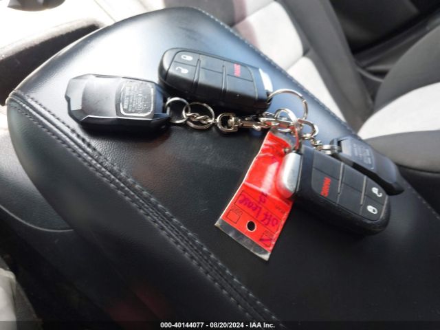 1C4RJFAG6GC378822 Jeep Grand Cherokee Laredo
