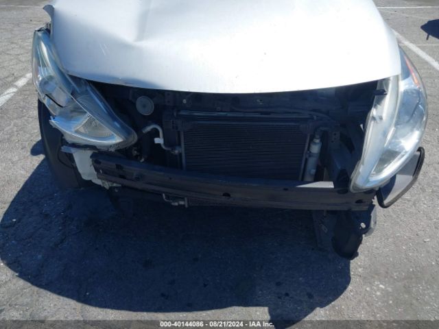 3N1CN7AP6HK467806 Nissan Versa 1.6 Sv