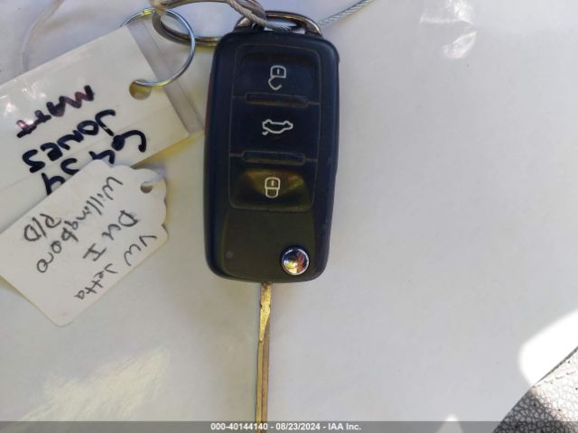 3VWD17AJ1GM255744 Volkswagen Jetta 1.8t Sport