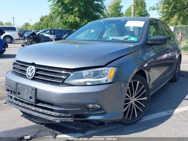 3VWD17AJ1GM255744 Volkswagen Jetta 1.8t Sport