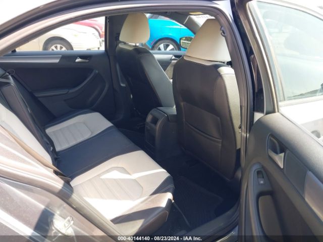 3VWD17AJ1GM255744 Volkswagen Jetta 1.8t Sport