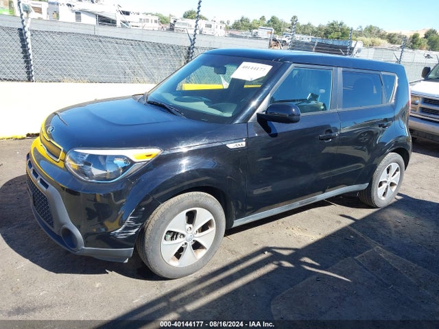 KIA Soul 2015 KNDJN2A2XF7231814 Image 2