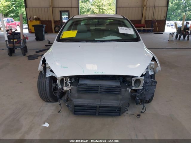 1FADP3F26HL279655 Ford FOCUS SE