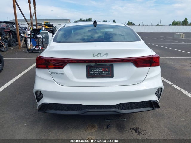 KIA Forte Lxs 2023 3KPF24AD9PE554040 Image 17