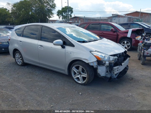 Toyota Prius V Two 2016 JTDZN3EU2GJ054409 Image 1