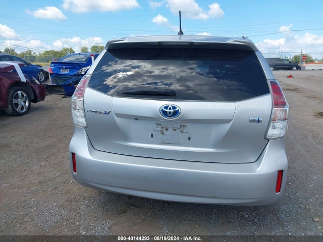 Toyota Prius V Two 2016 JTDZN3EU2GJ054409 Image 16