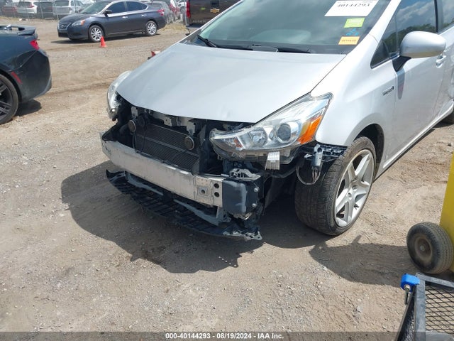 Toyota Prius V Two 2016 JTDZN3EU2GJ054409 Image 6