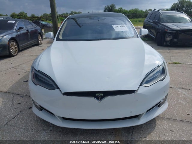 Tesla Model S 60/70/75/85 2016 5YJSA1E14GF150427 Image 12