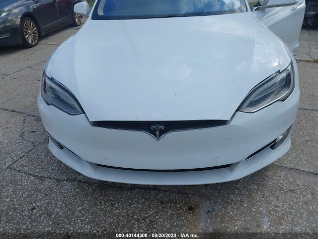 Tesla Model S 60/70/75/85 2016 5YJSA1E14GF150427 Image 6