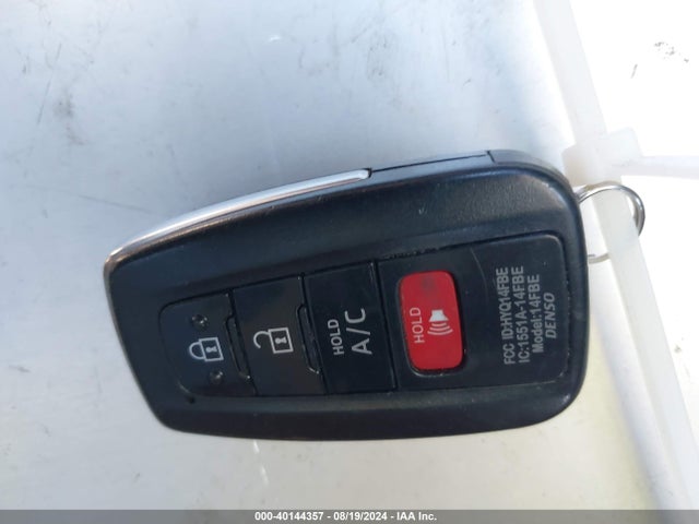 Toyota Prius Prime Premium 2019 JTDKARFP2K3107034 Image 11