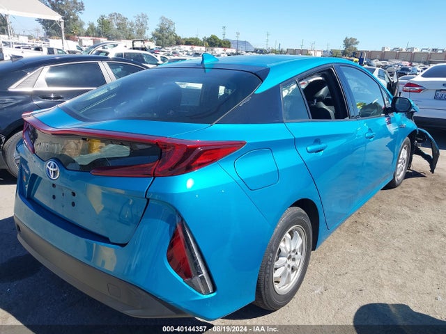 Toyota Prius Prime Premium 2019 JTDKARFP2K3107034 Image 4