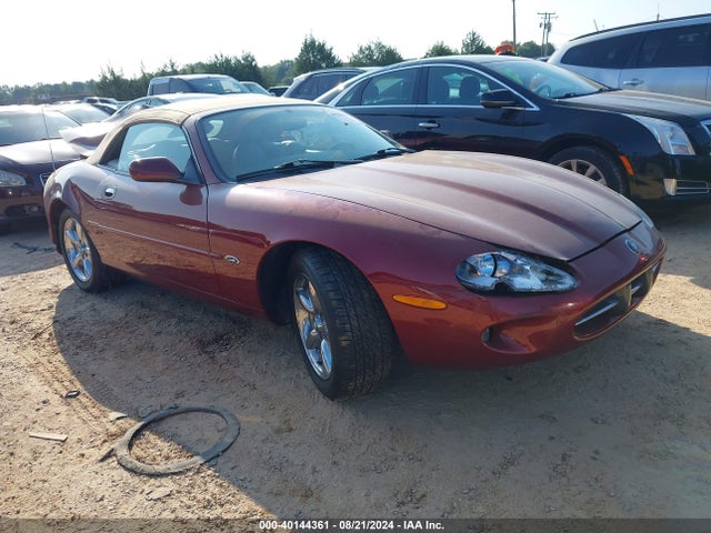 1999 JAGUAR XK8 SAJGX2048XC038563 Photo 0