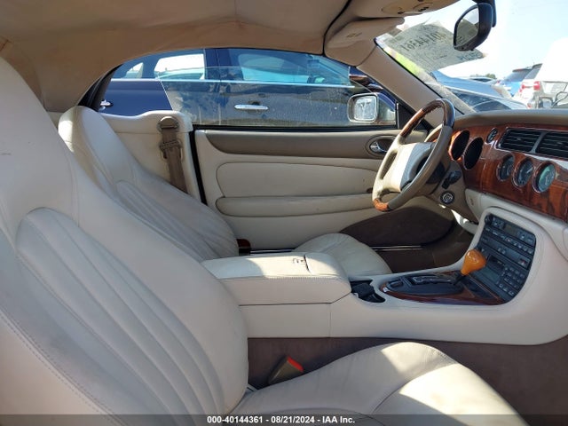 1999 JAGUAR XK8 SAJGX2048XC038563 Photo 4