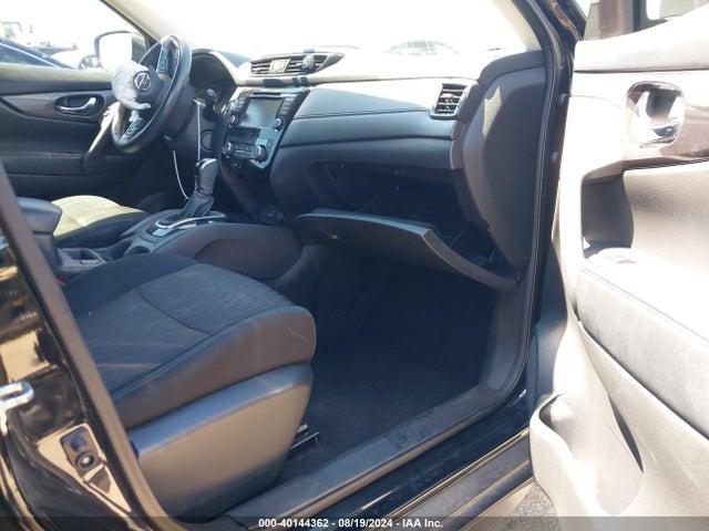 Nissan ROGUE SV 2018 5N1AT2MT7JC799878 Image 5