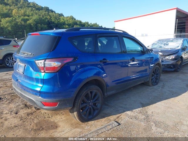 Ford ESCAPE SE 2018 1FMCU9GD8JUC01455 Image 4