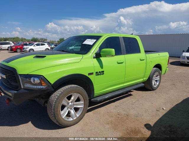 RAM 1500 Sport  4x4 5'7 Box 2017 1C6RR7MT5HS771720 Image 2