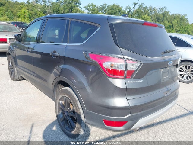 Ford ESCAPE SE 2017 1FMCU0GD5HUA81037 Image 3