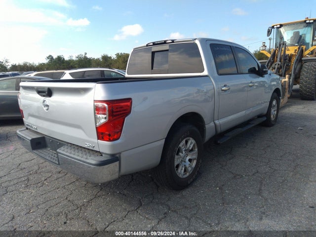 Nissan TITAN SV 2019 1N6AA1EK9KN528981 Image 4