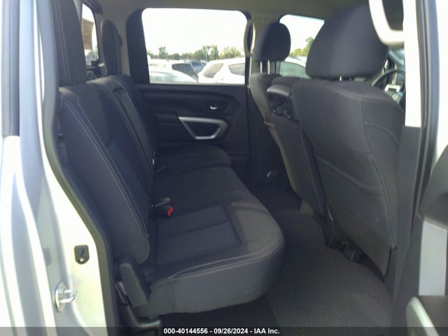 Nissan TITAN SV 2019 1N6AA1EK9KN528981 Image 8