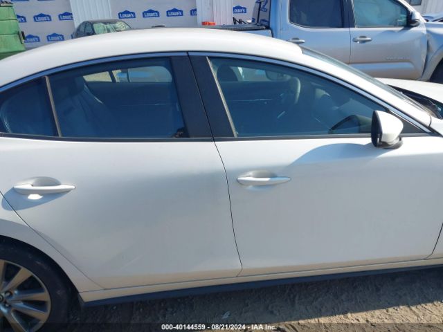 JM1BPBAM8K1132504 Mazda Mazda3 Select Package