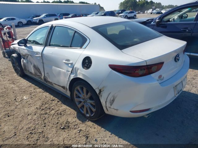 JM1BPBAM8K1132504 Mazda Mazda3 Select Package