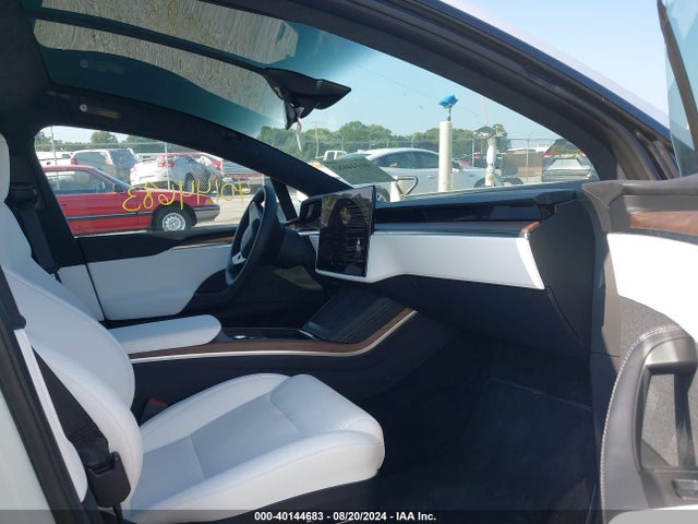 2024 TESLA MODEL X 7SAXCDE5XRF446546 Photo 4