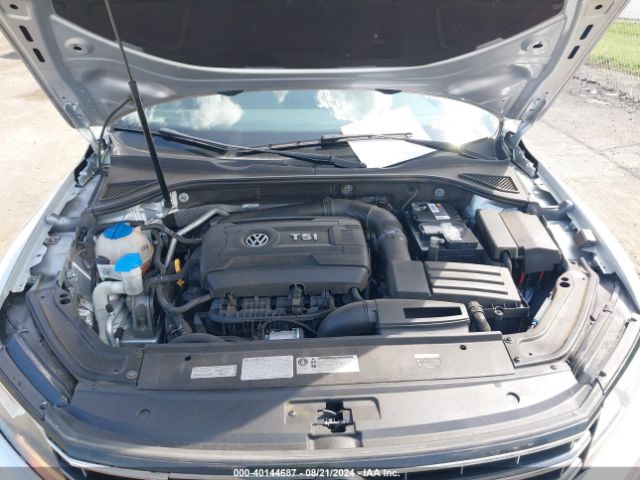 1VWAT7A38HC043523 Volkswagen Passat 1.8t S