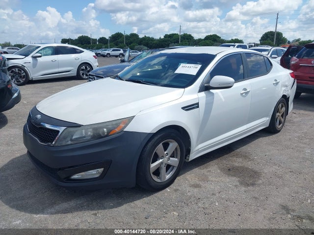 KIA Optima Lx 2015 5XXGM4A71FG355126 Image 2