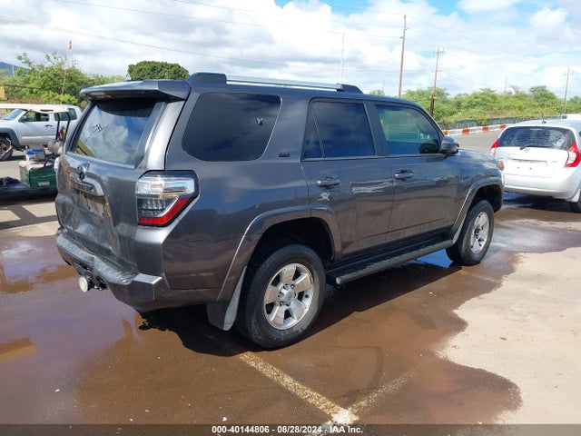 Toyota 4RUNNER SR5 2019 JTEZU5JR7K5194419 Image 4