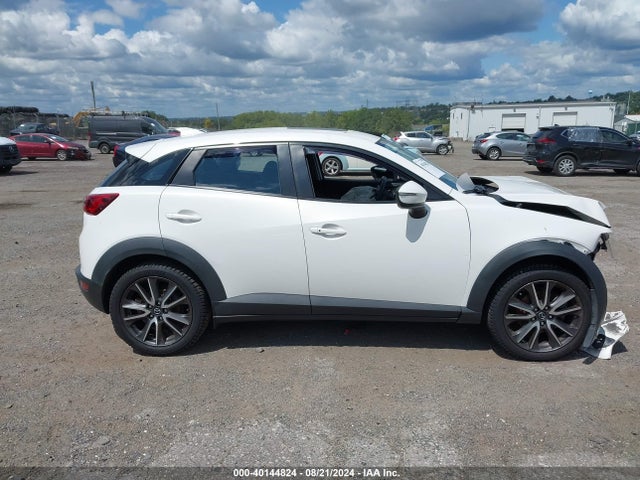 JM1DKFC7XH0169056 Mazda Cx-3 Touring